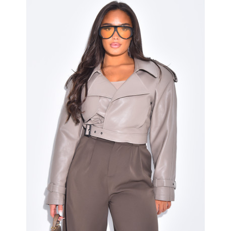 Kurze, übergroße Perfecto-Jacke aus Kunstleder mit Gürtel in der Taille