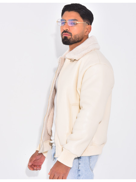 Veste en similicuir avec fourrure au col
