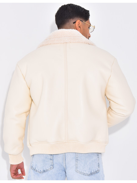 Veste en similicuir avec fourrure au col