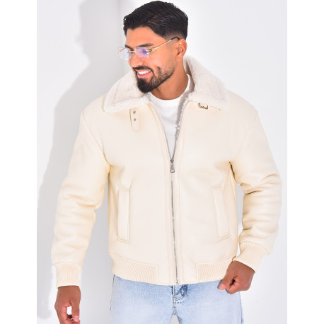 Veste en similicuir avec fourrure au col