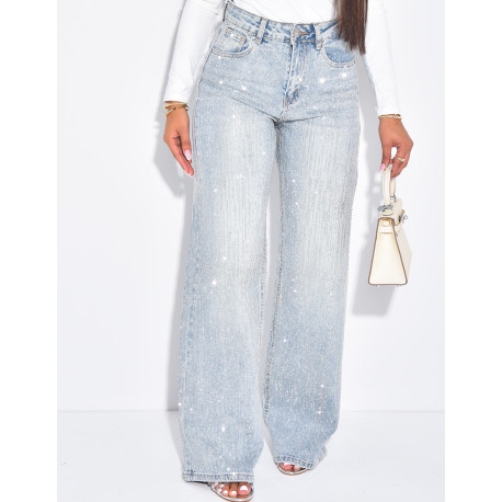 Straight-leg jeans with sparkling rhinestones