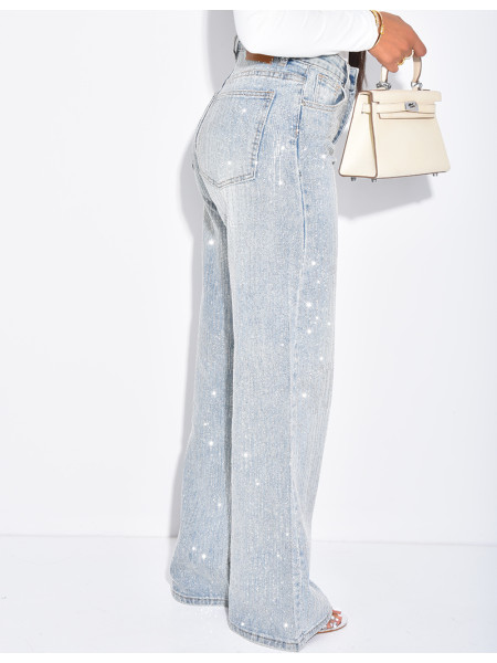Straight-leg jeans with sparkling rhinestones