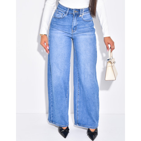 Jeans coupe ballon bleu délavé en tissu stretch