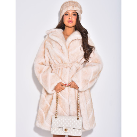 Manteau long en fausse fourrure à ceinture