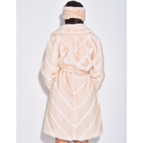 Manteau long en fausse fourrure à ceinture
