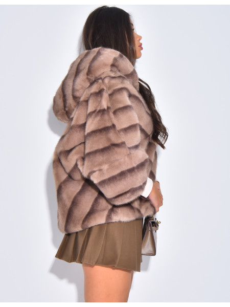 Short faux fur coat with hood