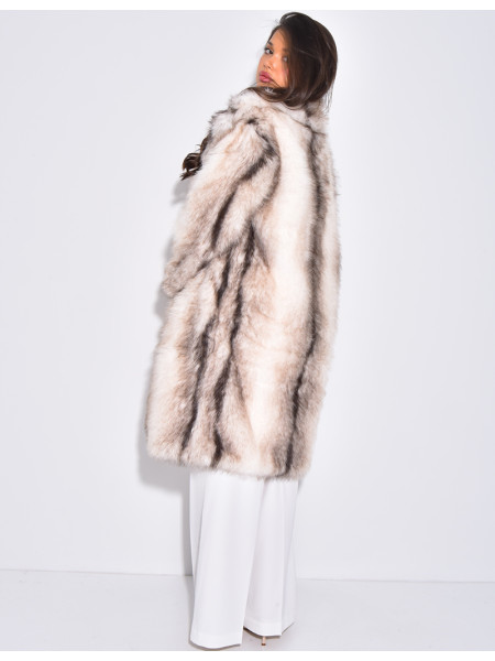 Langer Oversize-Mantel aus Kunstfell