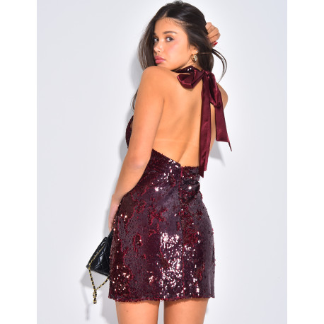 Robe courte dos nu à sequins