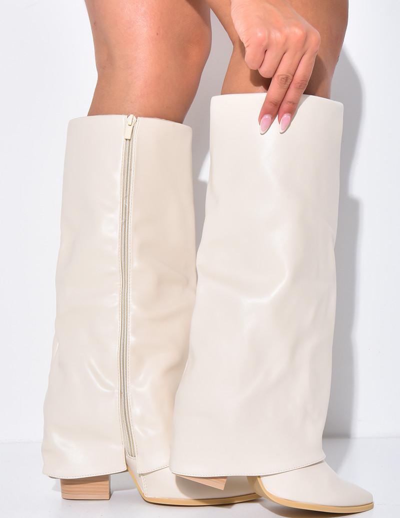 Stiefel im Cowboystil aus...