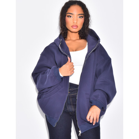 Sehr oversized Sweatshirt mit Reißverschluss und Kapuze