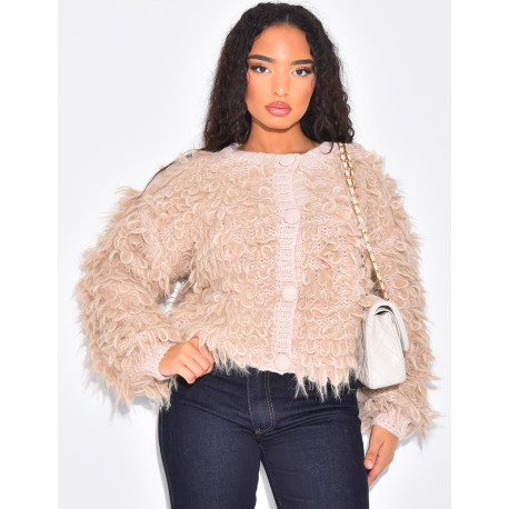 Kurze, bauschige Strickjacke