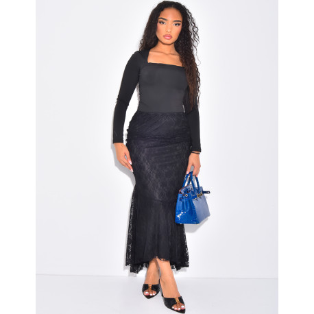 Jupe sirène longue en dentelle doublée