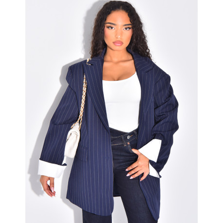 Veste de tailleur oversize à rayures et revers sur les manches