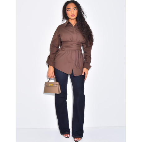 Halblanges Hemd mit Bindegürtel in der Taille