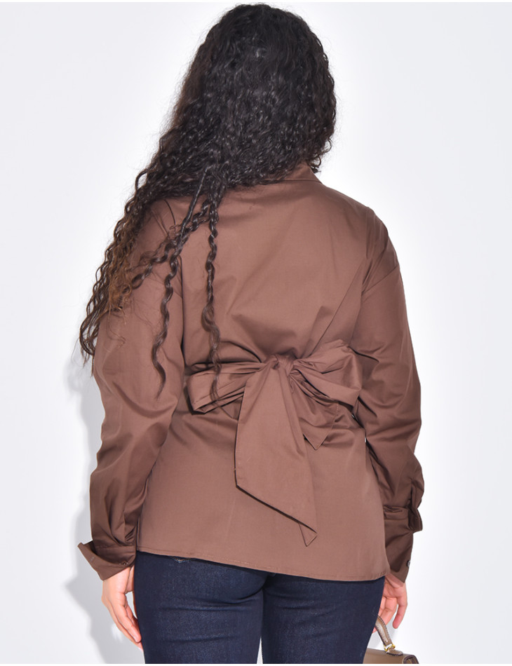 Halblanges Hemd mit Bindegürtel in der Taille