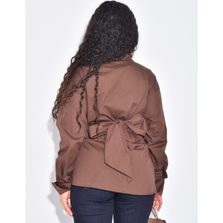 Halblanges Hemd mit Bindegürtel in der Taille