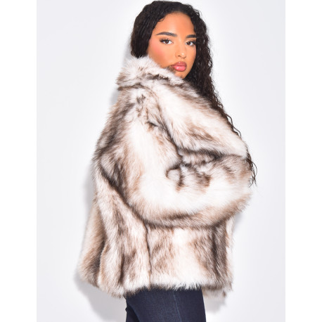 Short faux fur jacket with turn-down collar