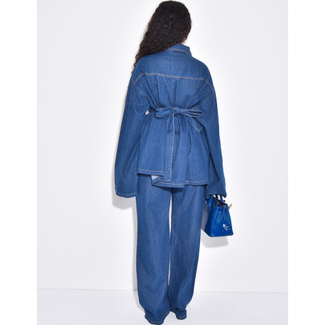 Ensemble 2 pièces chemise oversize noué et pantalon droit en jeans