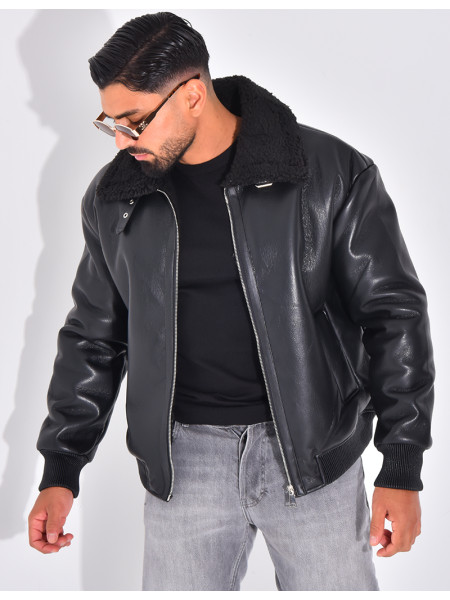 Veste en similicuir avec fourrure au col