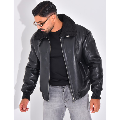 Veste en similicuir avec fourrure au col