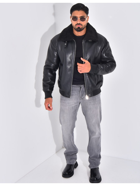 Veste en similicuir avec fourrure au col