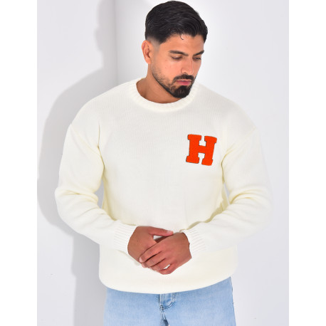 Pull épais avec la lettre H