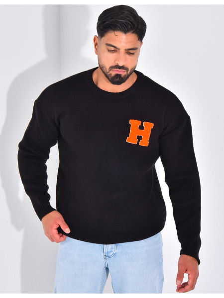 Pull épais avec la lettre H