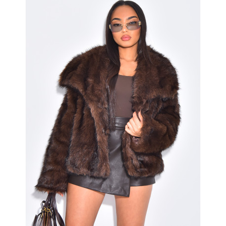 Short faux fur jacket