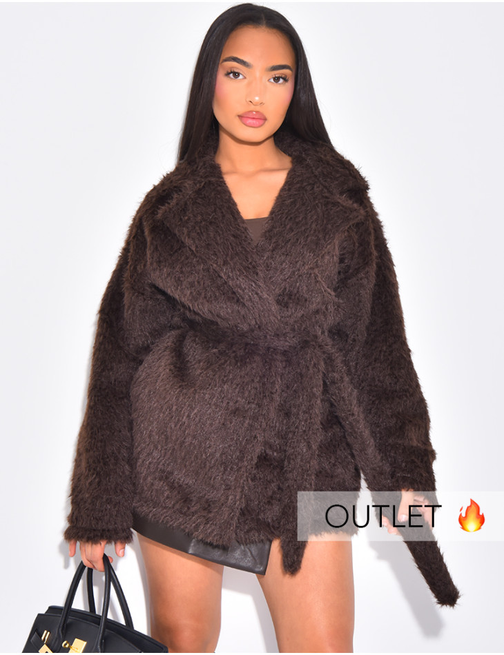 OUTLET| Faux fur wrap coat with gold brooch