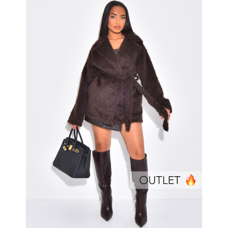 OUTLET| Faux fur wrap coat with gold brooch