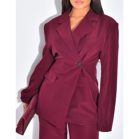 2-piece set with fitted or oversized blazer and straight-leg trousers