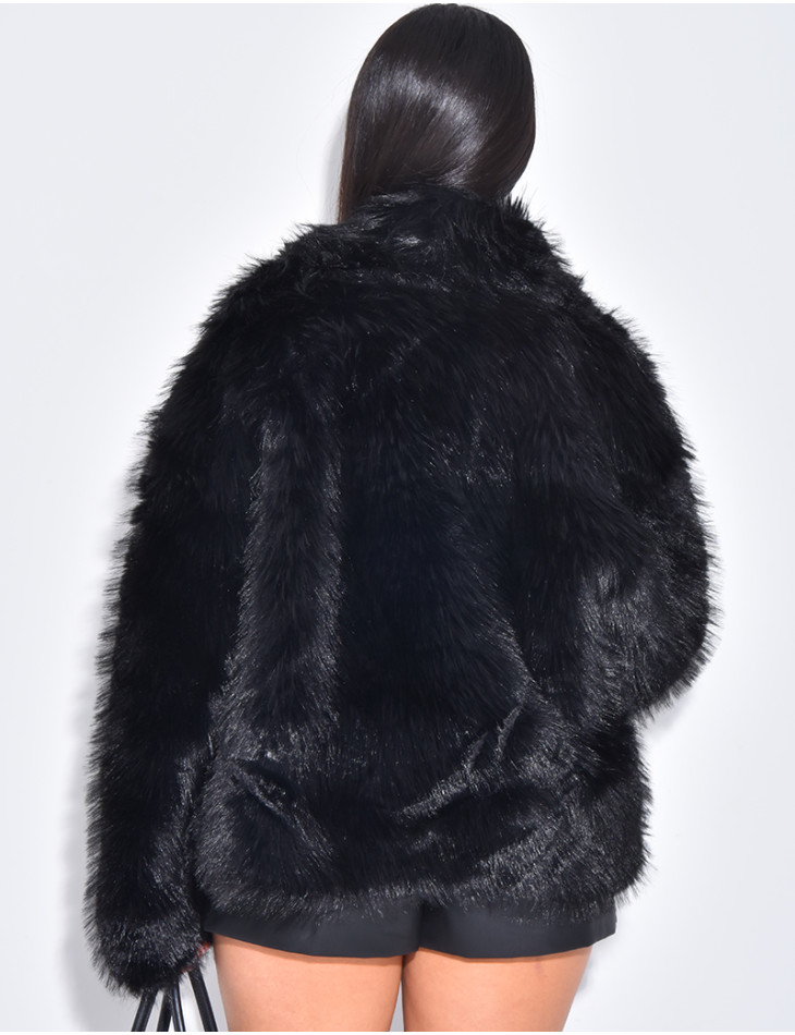 Veste courte en fausse fourrure à col rabattu