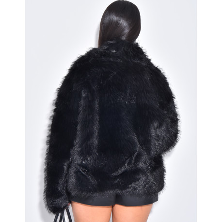 Veste courte en fausse fourrure à col rabattu