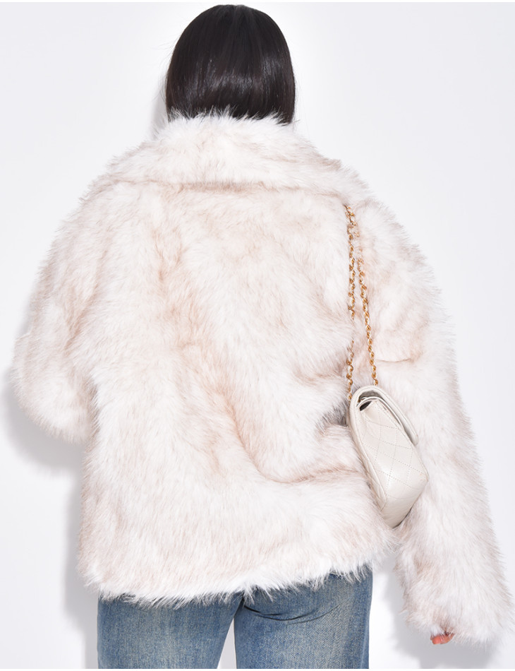 Short faux fur jacket with turn-down collar