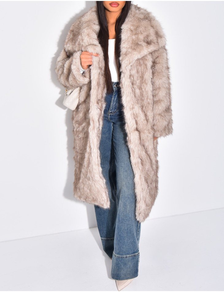 Manteau mi-long en fausse fourrure
