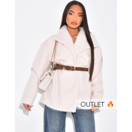 Veste courte en fausse fourrure avec ceinture