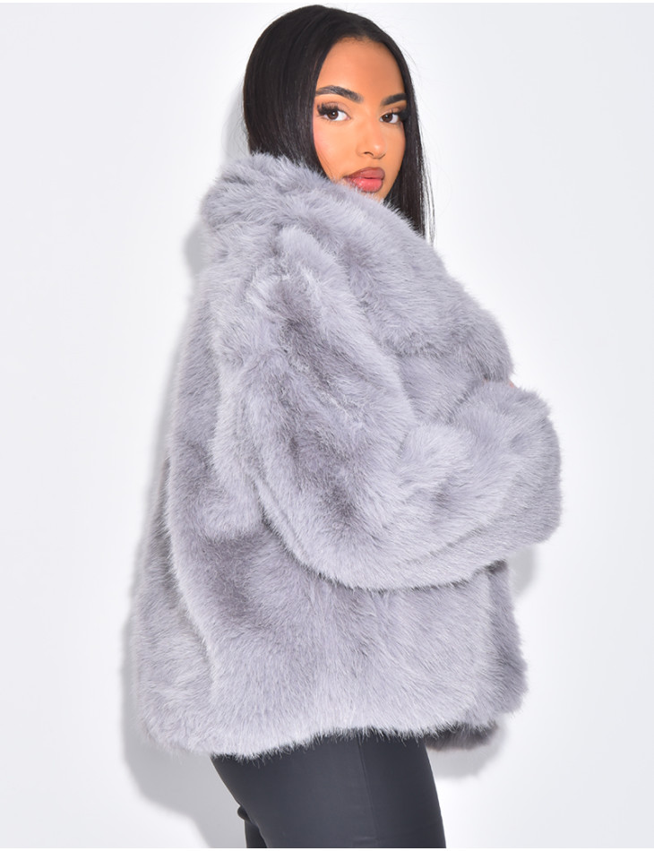 Short faux fur jacket with turn-down collar