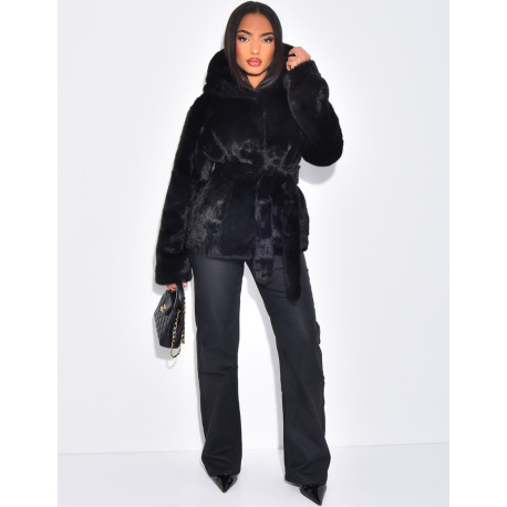 Short faux fur coat with belt and hood