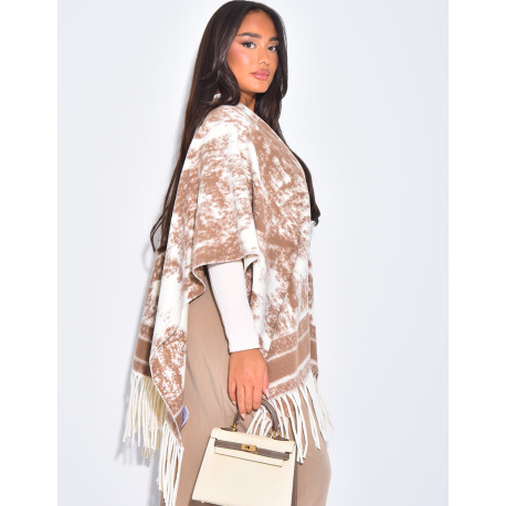 Wool shawl with patterns & fringes