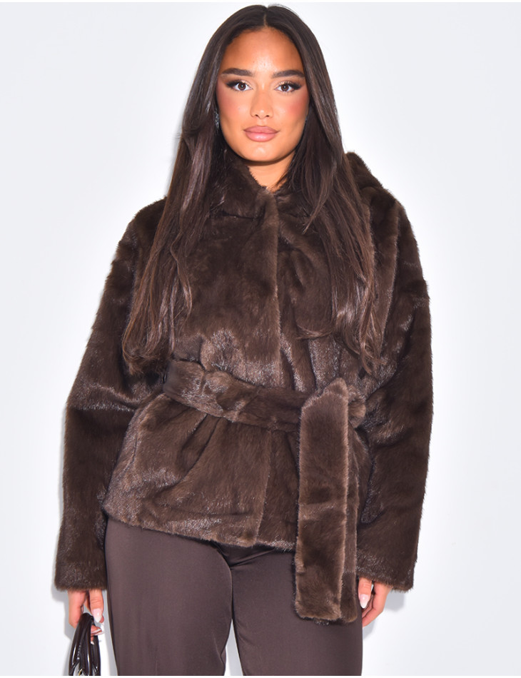 Short faux fur coat with belt and hood