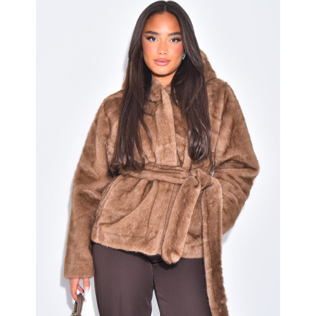 Short faux fur coat with belt and hood