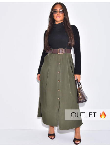 Langes Kleid aus zwei Materialien mit Gürtel