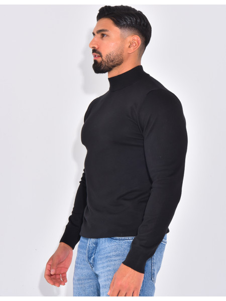 Pull fin à petit col