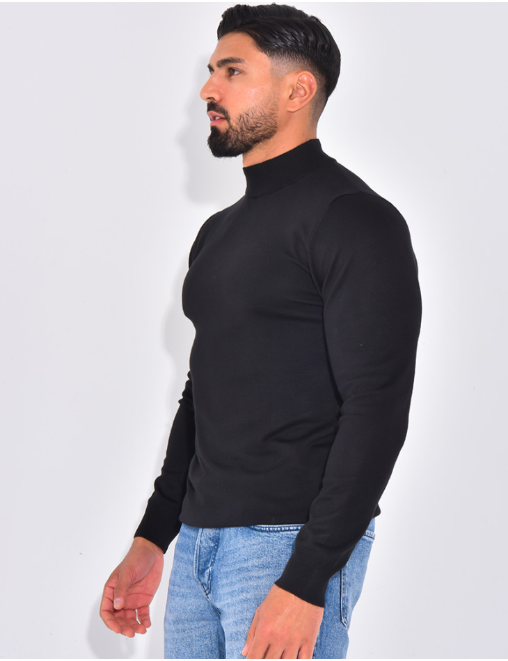Pull fin à petit col