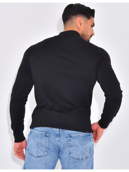 Pull fin à petit col