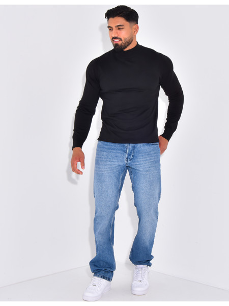 Pull fin à petit col