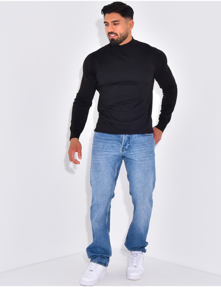 Pull fin à petit col