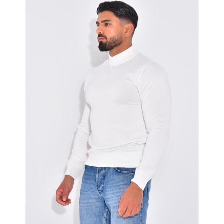 Pull fin à petit col