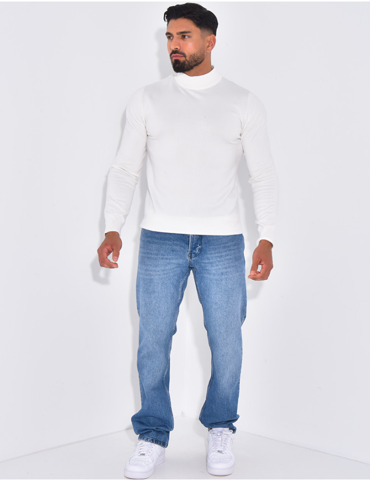 Pull fin à petit col