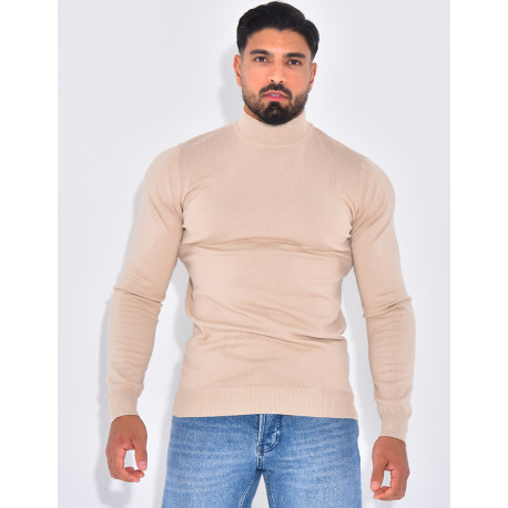 Pull fin à petit col